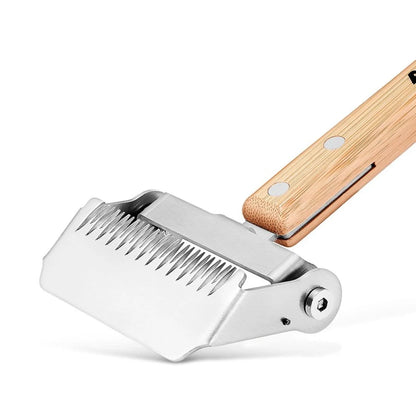 Zeus Flexible Double-Tooth Dematting Rake